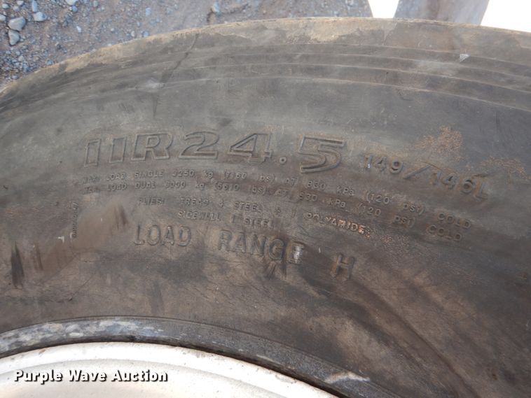 image for item JS9665 1996 International 9400 GLR  dump truck