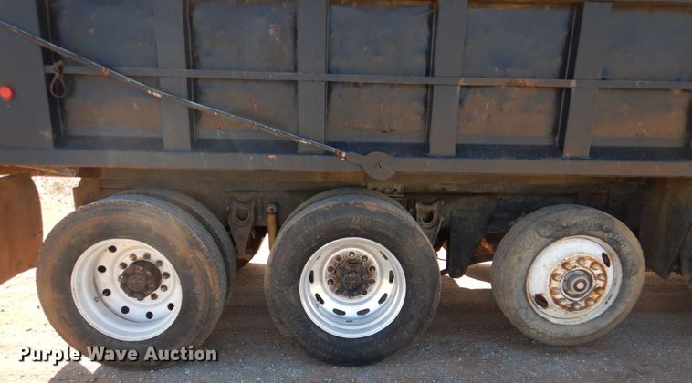 image for item JS9665 1996 International 9400 GLR  dump truck