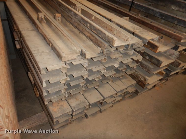image for item JV9304 (156) Ridgid steel concrete forms