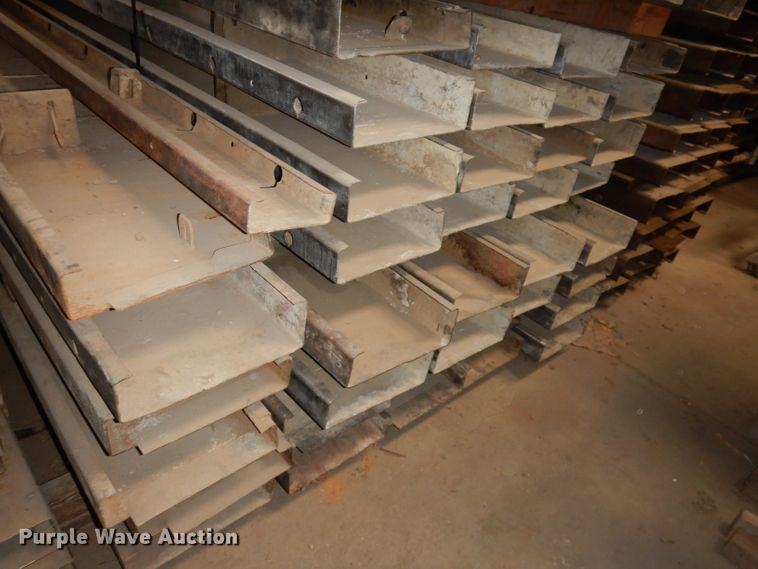 image for item JV9304 (156) Ridgid steel concrete forms