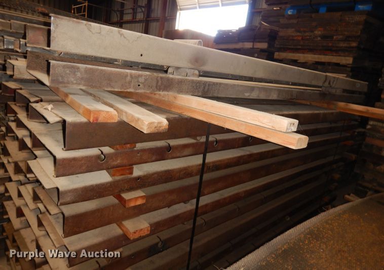 image for item JV9304 (156) Ridgid steel concrete forms