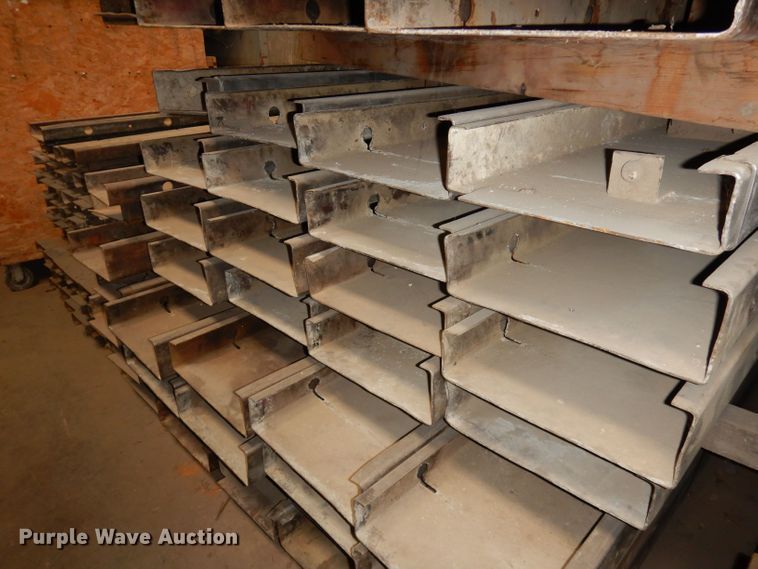 image for item JV9304 (156) Ridgid steel concrete forms