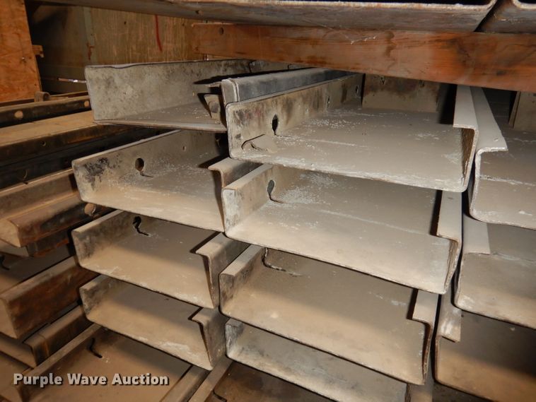 image for item JV9304 (156) Ridgid steel concrete forms