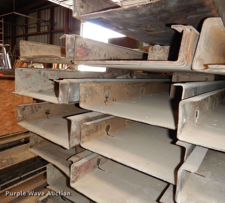 image for item JV9304 (156) Ridgid steel concrete forms