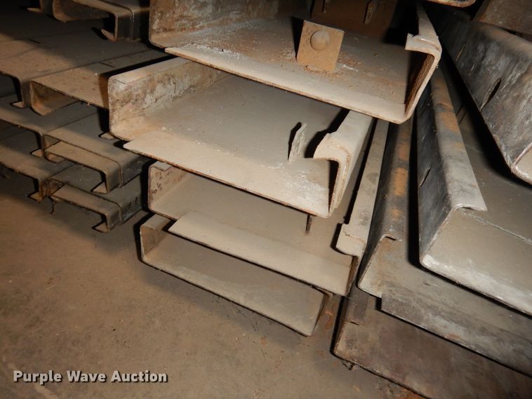 image for item JV9304 (156) Ridgid steel concrete forms