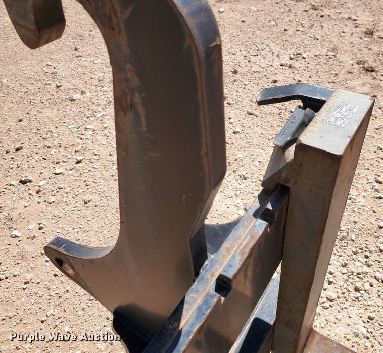 image for item KC9785 John Deere Worksite Pro  5' L forks