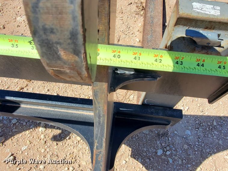 image for item KC9785 John Deere Worksite Pro  5' L forks