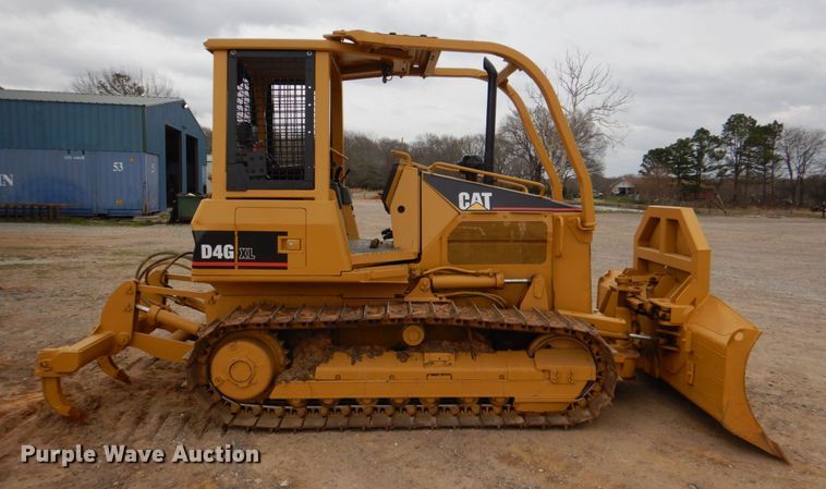 image for item KP9263 2006 Caterpillar D4G XL  dozer