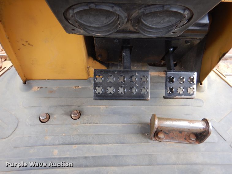 image for item KP9263 2006 Caterpillar D4G XL  dozer