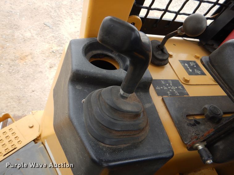 image for item KP9263 2006 Caterpillar D4G XL  dozer