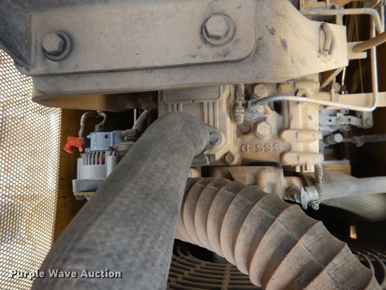 image for item KP9263 2006 Caterpillar D4G XL  dozer