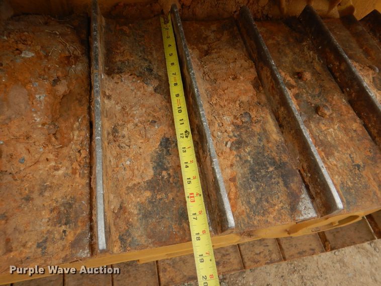 image for item KP9263 2006 Caterpillar D4G XL  dozer