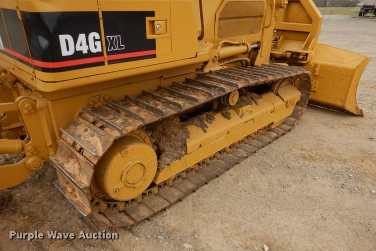 image for item KP9263 2006 Caterpillar D4G XL  dozer