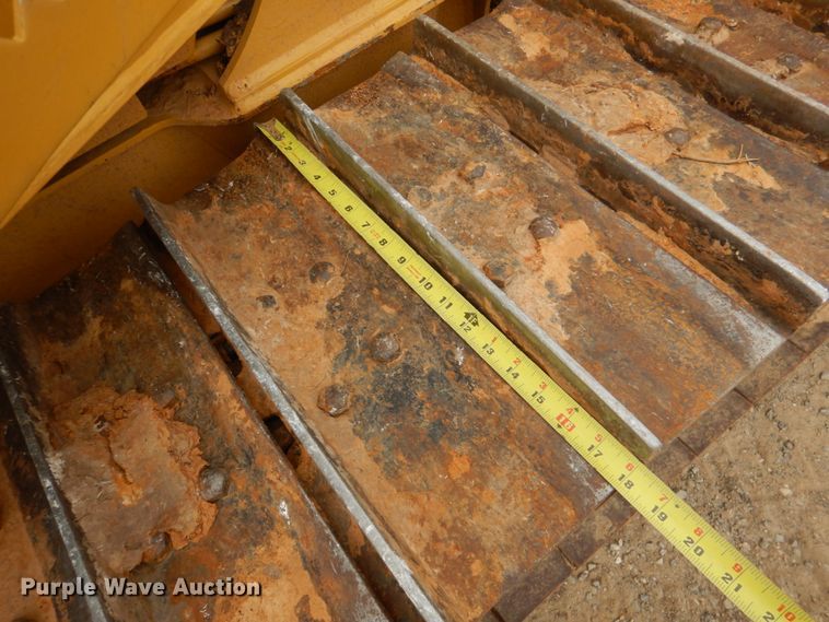 image for item KP9263 2006 Caterpillar D4G XL  dozer