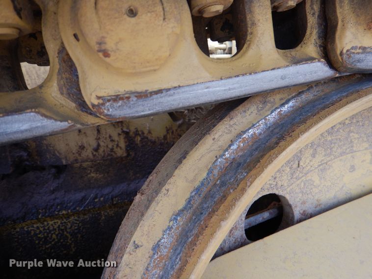 image for item KP9263 2006 Caterpillar D4G XL  dozer