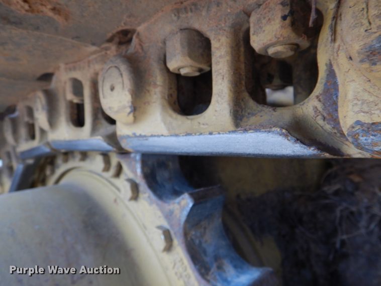 image for item KP9263 2006 Caterpillar D4G XL  dozer