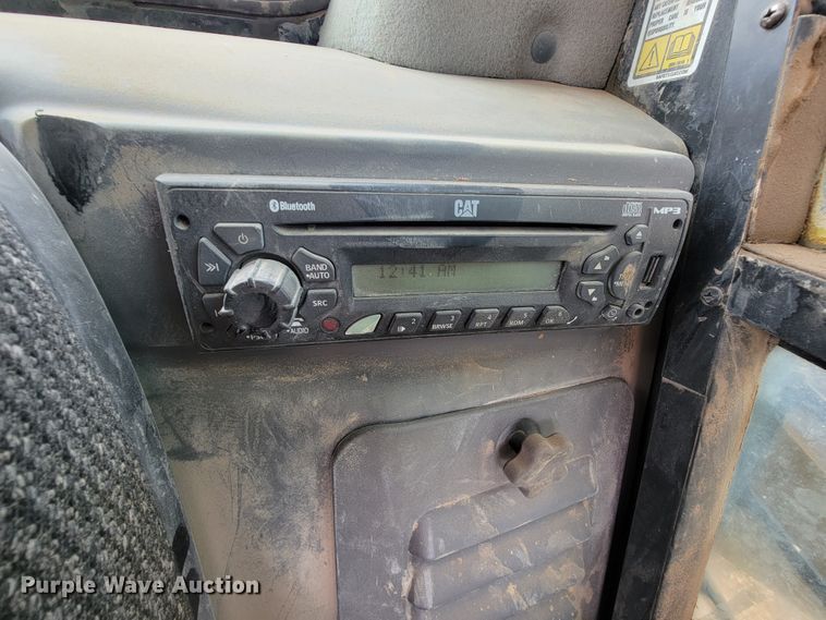 image for item KQ9253 2014 Caterpillar 299D  tracked skid steer loader