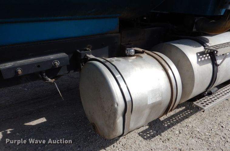 image for item LJ9823 1994 Kenworth T800  dump truck