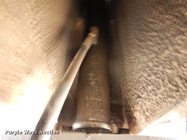 image for item LJ9823 1994 Kenworth T800  dump truck