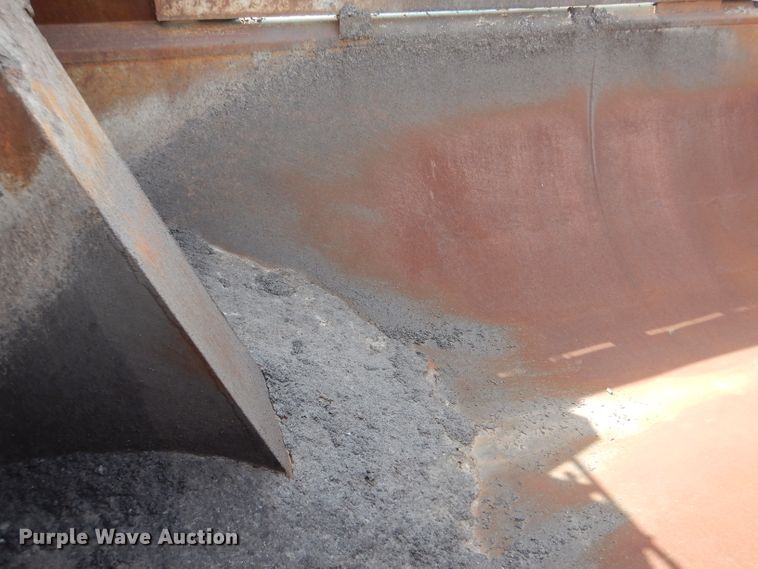 image for item LJ9823 1994 Kenworth T800  dump truck