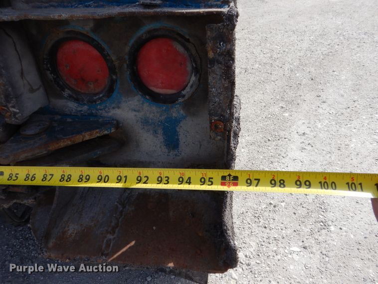 image for item LJ9823 1994 Kenworth T800  dump truck