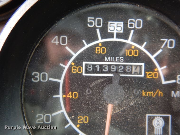 image for item LJ9823 1994 Kenworth T800  dump truck