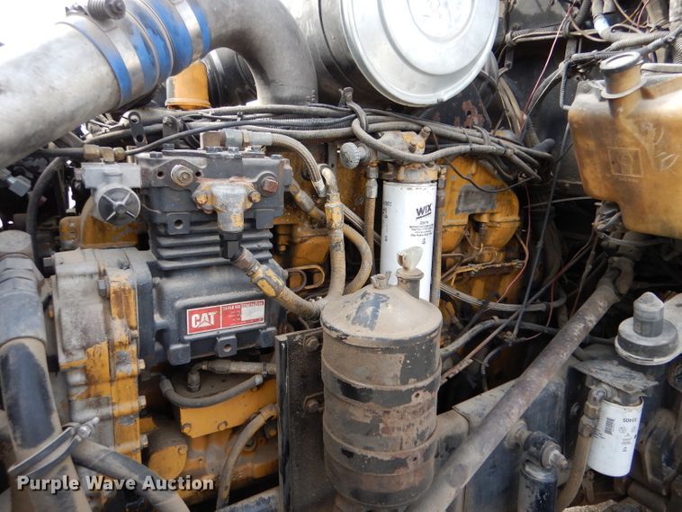 image for item LJ9823 1994 Kenworth T800  dump truck