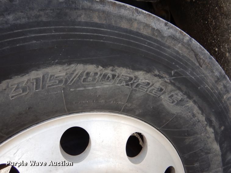 image for item LJ9823 1994 Kenworth T800  dump truck