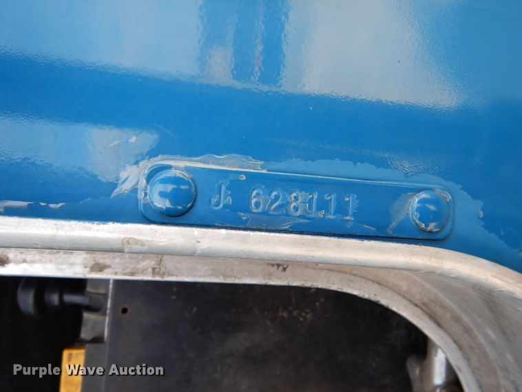 image for item LJ9823 1994 Kenworth T800  dump truck