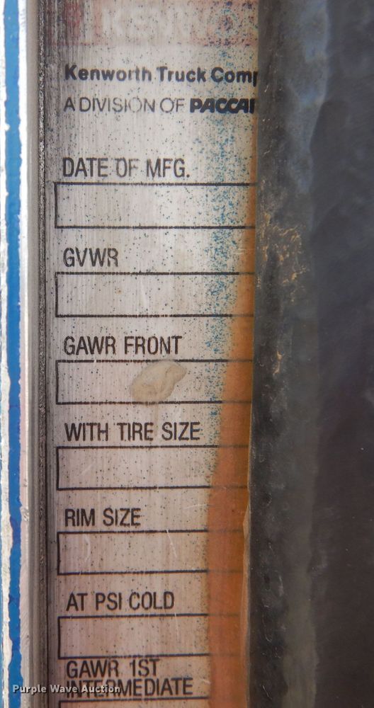 image for item LJ9823 1994 Kenworth T800  dump truck