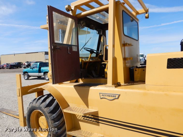 image for item LJ9824 1985 Pettibone PP300  forklift