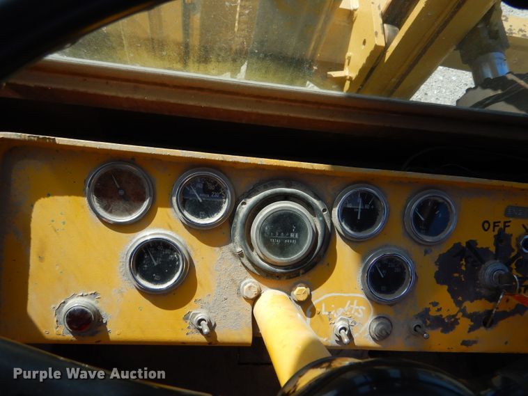 image for item LJ9824 1985 Pettibone PP300  forklift