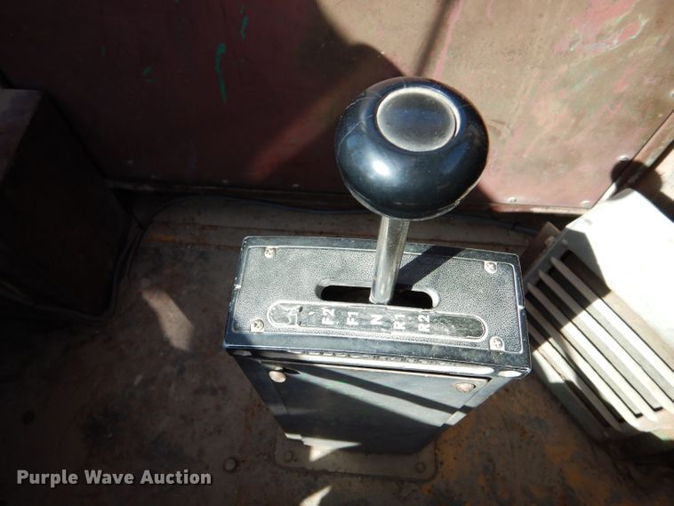 image for item LJ9824 1985 Pettibone PP300  forklift