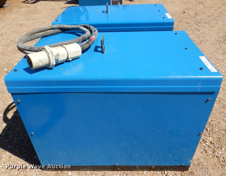 image for item MK9534 (2) Miller Dimesion 652 welders