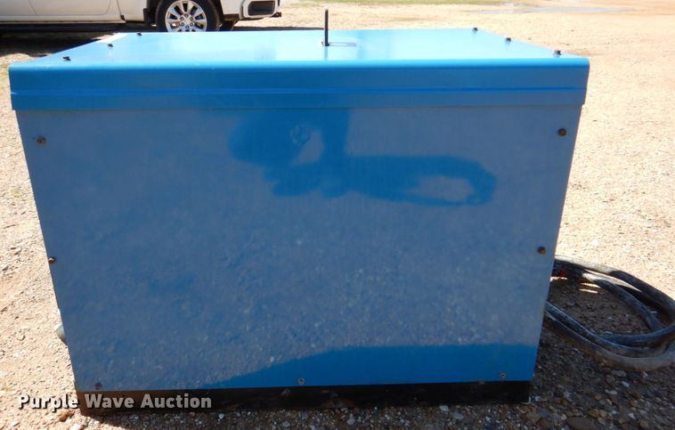 image for item MK9534 (2) Miller Dimesion 652 welders