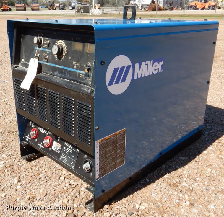 image for item MK9534 (2) Miller Dimesion 652 welders
