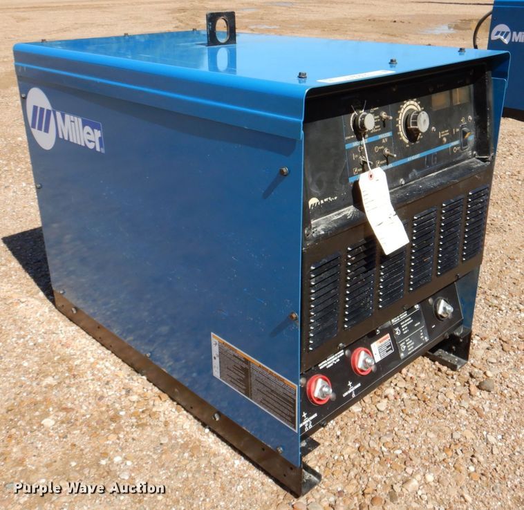 image for item MK9534 (2) Miller Dimesion 652 welders