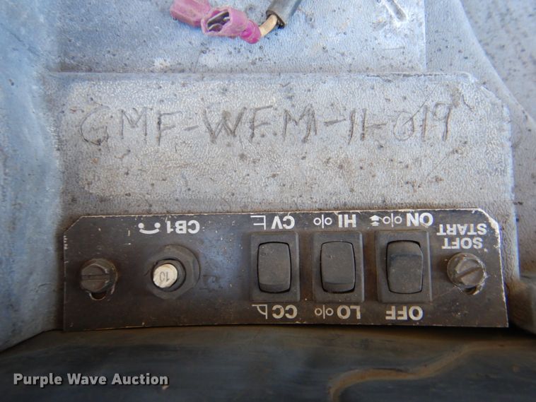 image for item MK9539 (5) Miller Suitcase X-Treme 12 VS wire feeders