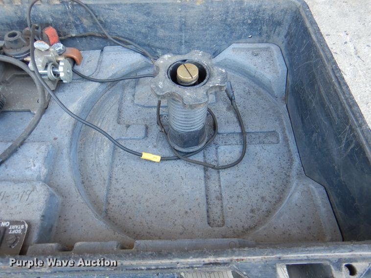 image for item MK9539 (5) Miller Suitcase X-Treme 12 VS wire feeders