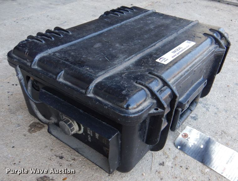 image for item MK9539 (5) Miller Suitcase X-Treme 12 VS wire feeders