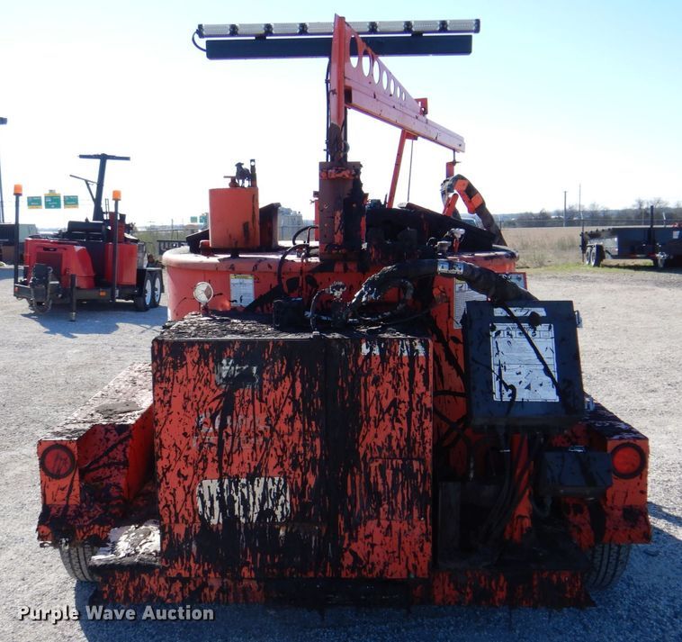 image for item MK9544 2008 Crafco E-Z 1000 Series II  melter applicator