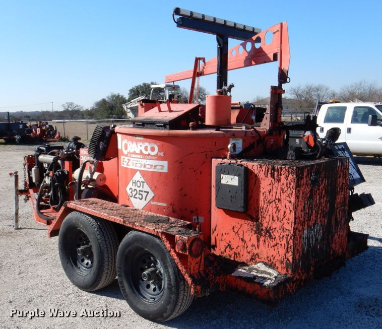 image for item MK9544 2008 Crafco E-Z 1000 Series II  melter applicator