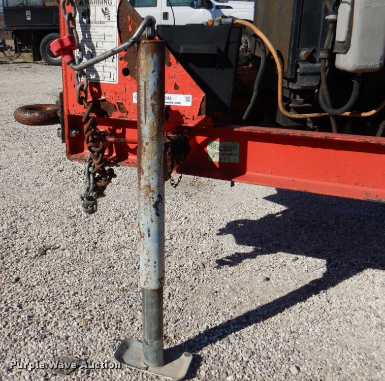 image for item MK9544 2008 Crafco E-Z 1000 Series II  melter applicator