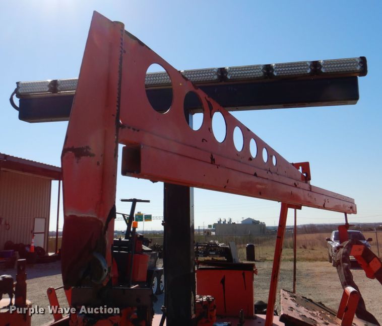 image for item MK9544 2008 Crafco E-Z 1000 Series II  melter applicator