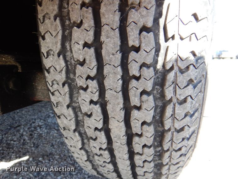 image for item MK9544 2008 Crafco E-Z 1000 Series II  melter applicator