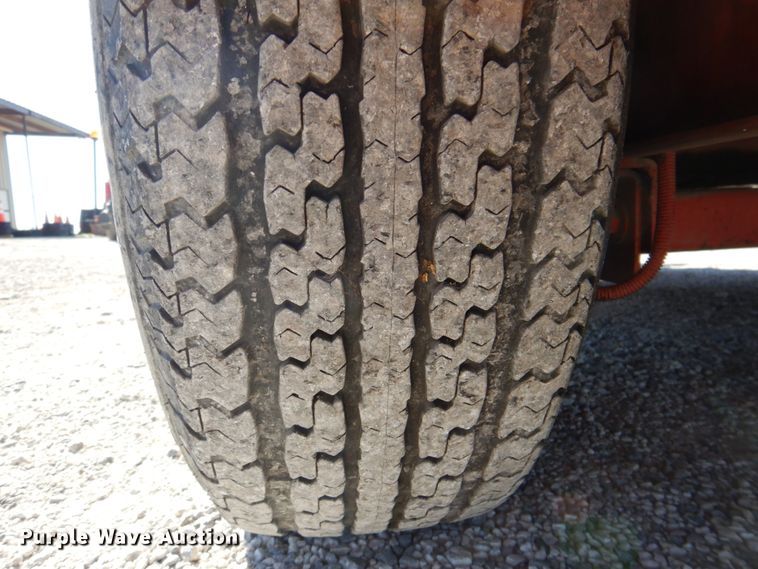 image for item MK9544 2008 Crafco E-Z 1000 Series II  melter applicator