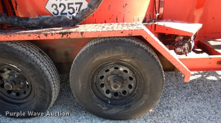 image for item MK9544 2008 Crafco E-Z 1000 Series II  melter applicator