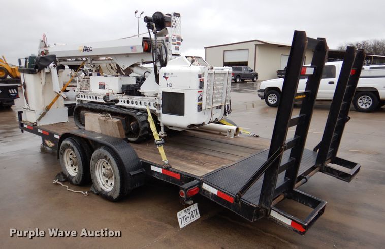 image for item MK9552 2006 Altec DB35  mini digger derrick