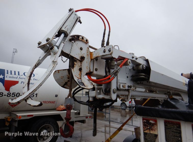 image for item MK9552 2006 Altec DB35  mini digger derrick