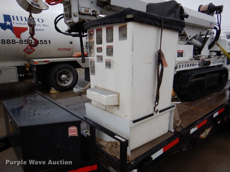 image for item MK9552 2006 Altec DB35  mini digger derrick